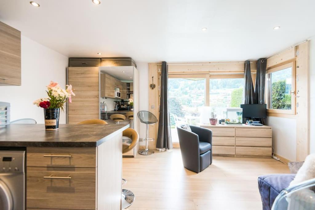 Pied-A-Terre Cosy Face Aux Pistes De La Princesse Apartment Demi-Quartier Luaran gambar