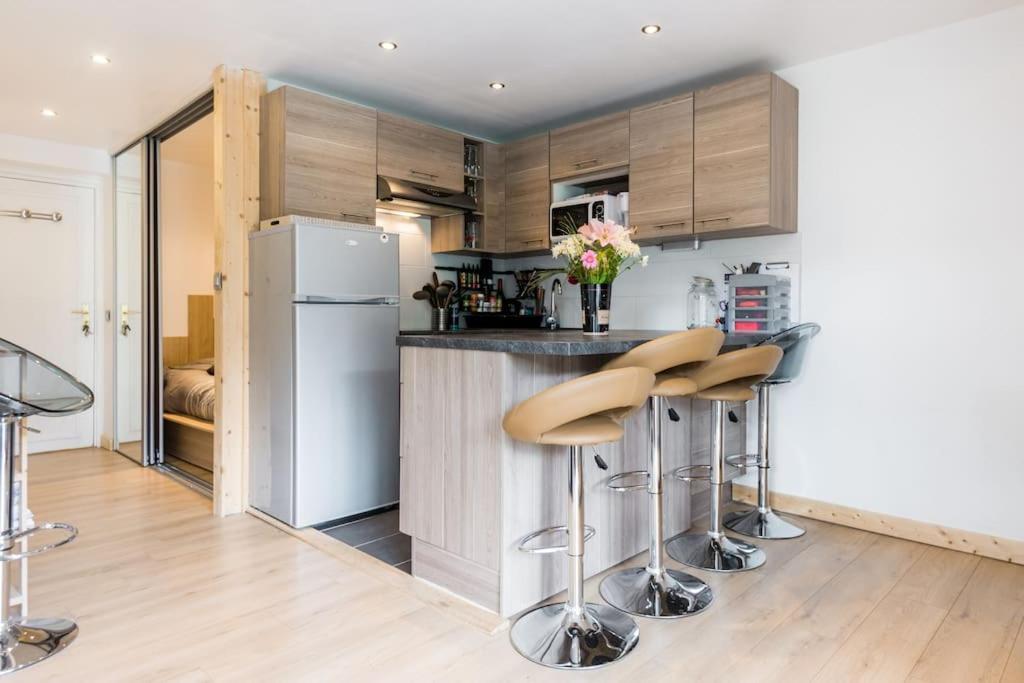 Pied-A-Terre Cosy Face Aux Pistes De La Princesse Apartment Demi-Quartier Luaran gambar